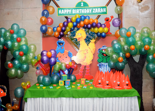 Balloon arch frame with 3d rendering