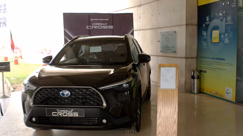 Toyota Corolla Cross 2023 Black Edition - Army Golf Club Reward
